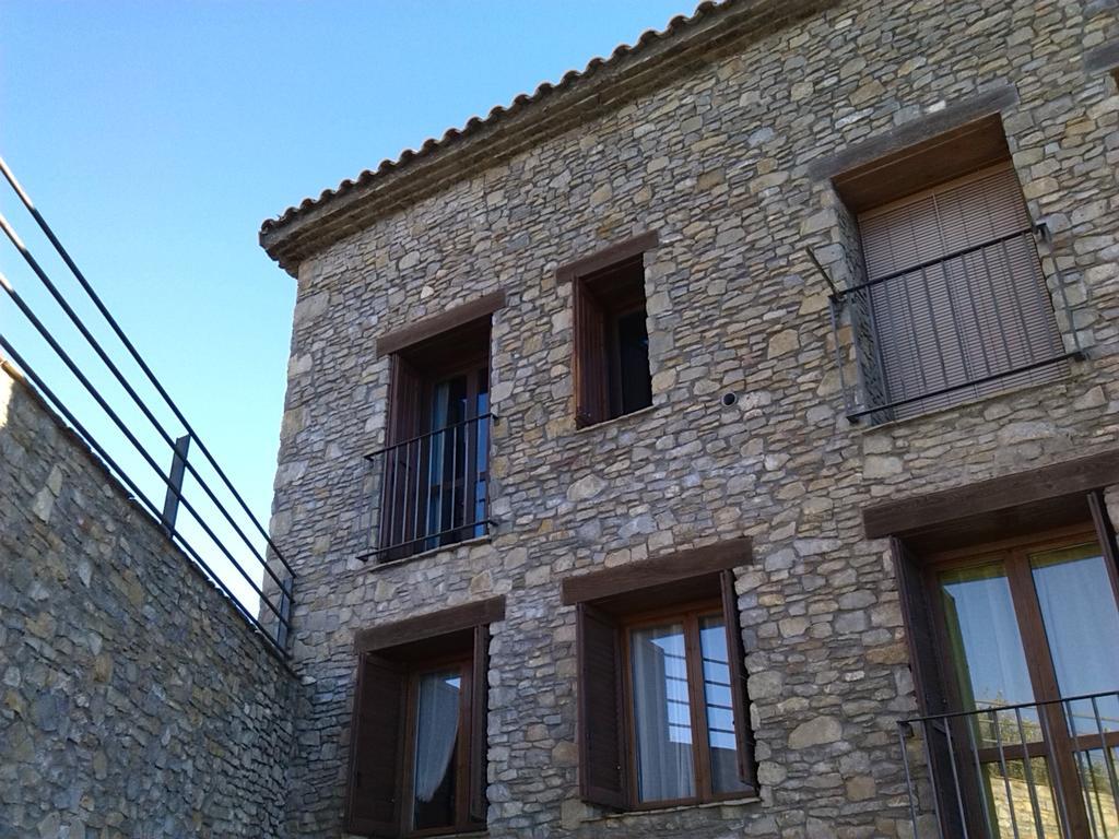 Coqueto Apartamento Duplex En Рода-де-Исабена Экстерьер фото
